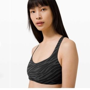 Lululemon Free to Be Bra Wild *Light Support, A/B Cup - Le Tigre Camo Deep Sz12